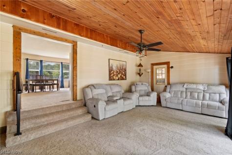 2985 Carl Street Norton OH 44203