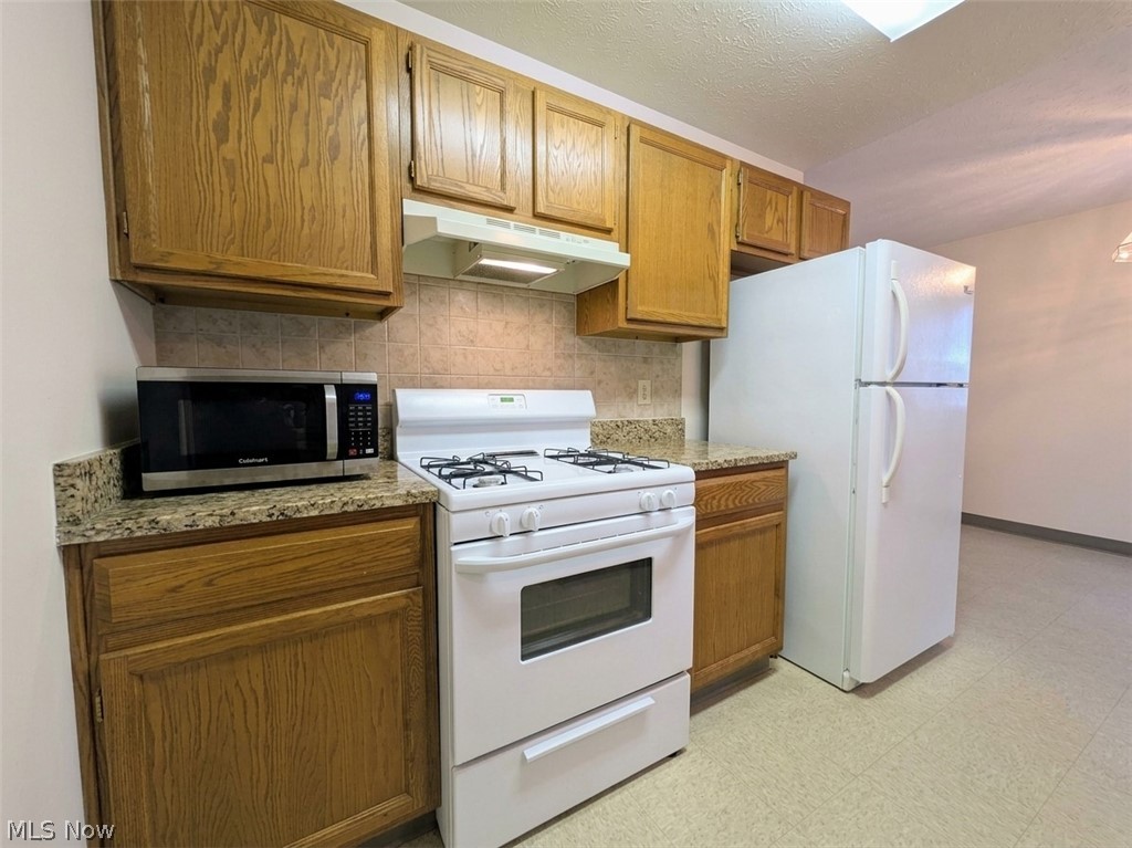 3093 Otokar Avenue Cleveland OH 44127
