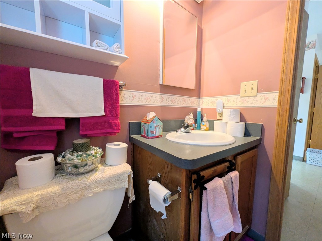 3093 Otokar Avenue Cleveland OH 44127