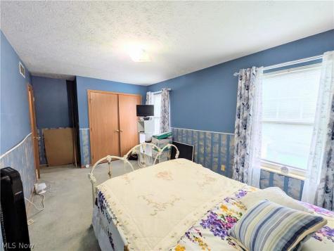 3093 Otokar Avenue Cleveland OH 44127