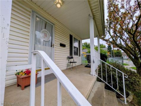 3093 Otokar Avenue Cleveland OH 44127