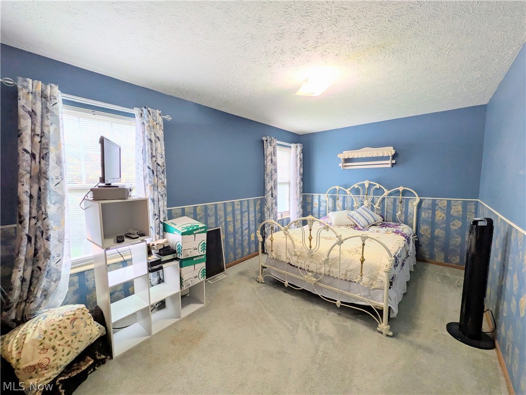 3093 Otokar Avenue Cleveland OH 44127