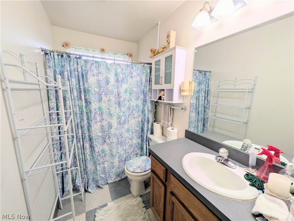 3093 Otokar Avenue Cleveland OH 44127