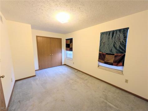 3093 Otokar Avenue Cleveland OH 44127