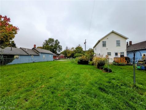 3093 Otokar Avenue Cleveland OH 44127