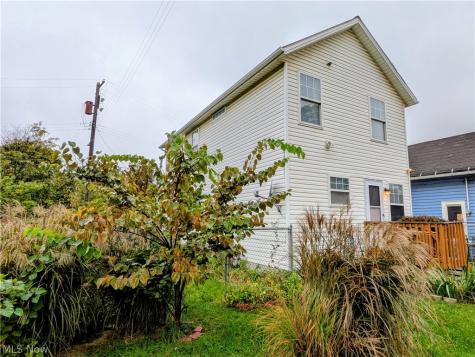 3093 Otokar Avenue Cleveland OH 44127