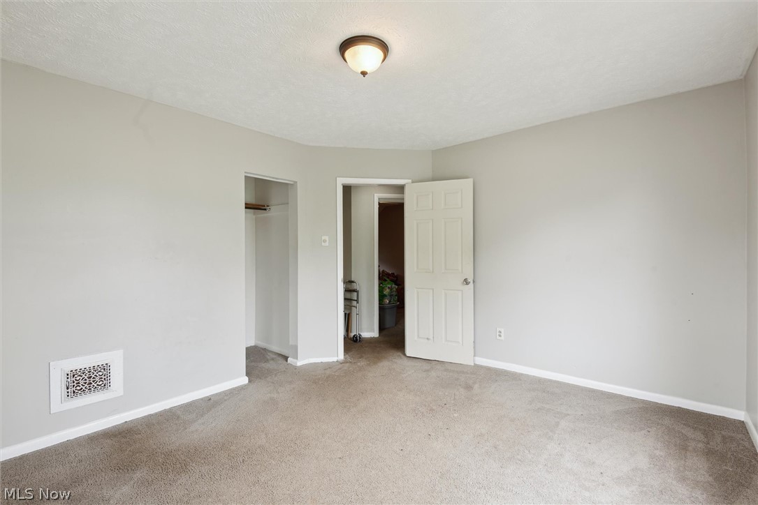 498 Gage Street Akron OH 44311