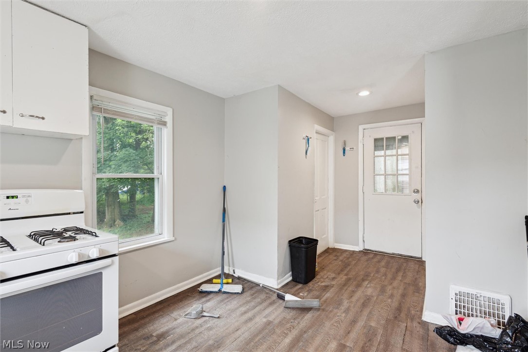 498 Gage Street Akron OH 44311