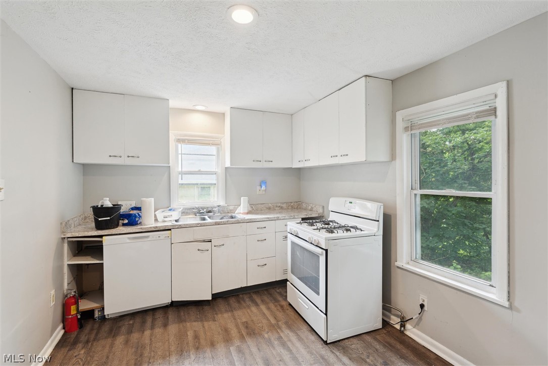 498 Gage Street Akron OH 44311