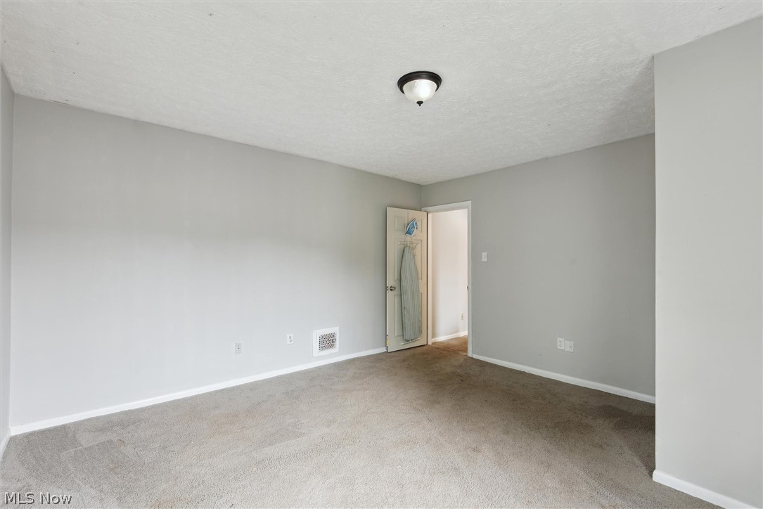 498 Gage Street Akron OH 44311