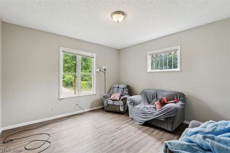 498 Gage Street Akron OH 44311