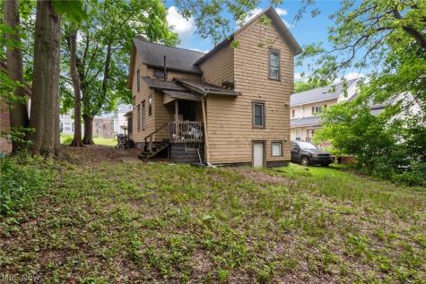 498 Gage Street Akron OH 44311