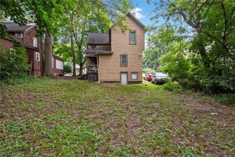 498 Gage Street Akron OH 44311