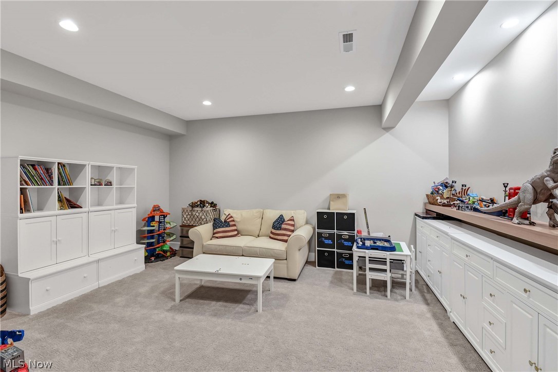 1807 Jager Lane Westlake OH 44145