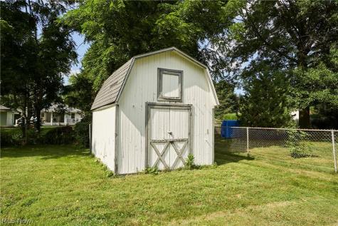 3295 Tisen Road Akron OH 44312