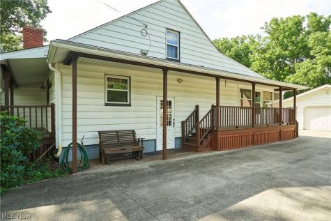 3295 Tisen Road Akron OH 44312