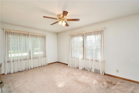 3295 Tisen Road Akron OH 44312