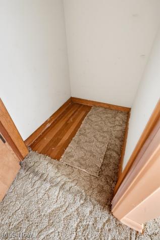 6069 NE Peach Street Louisville OH 44641