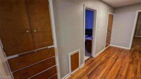 426 Dorchester Road Akron OH 44320