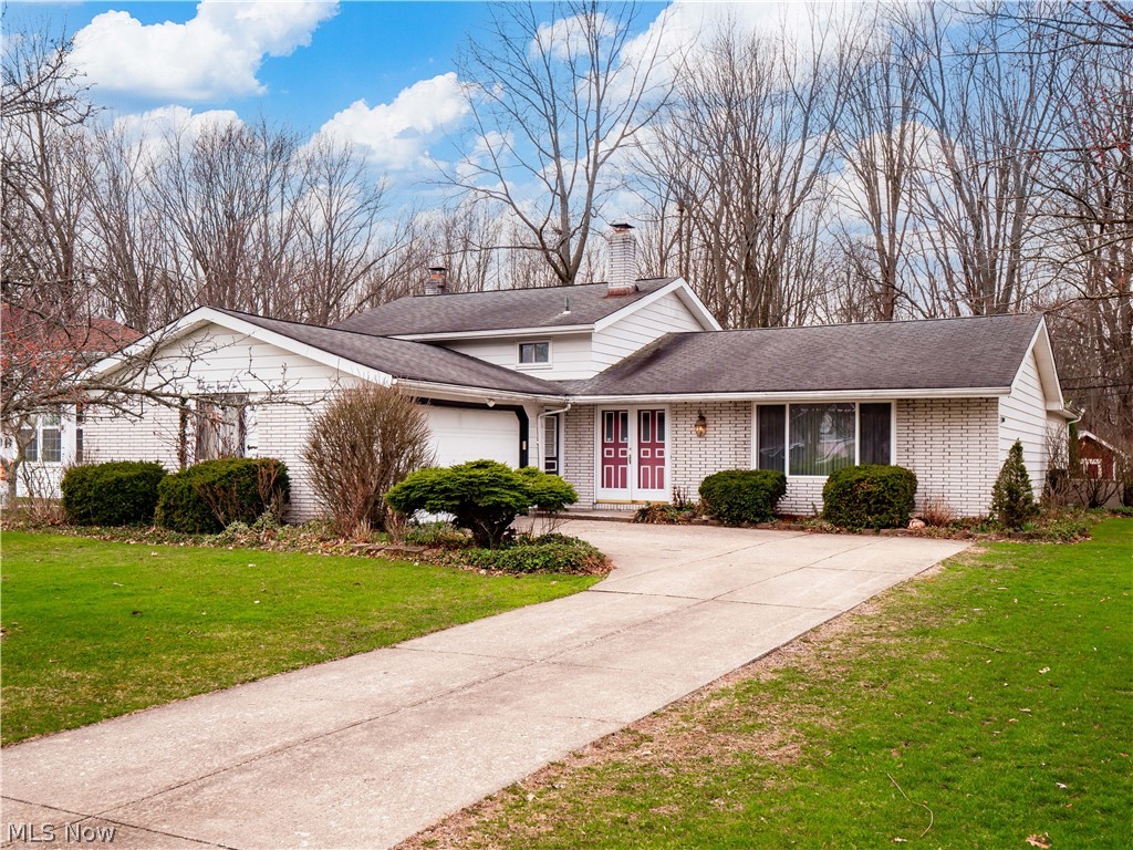 5482 Dorothy Drive North Olmsted OH 44070