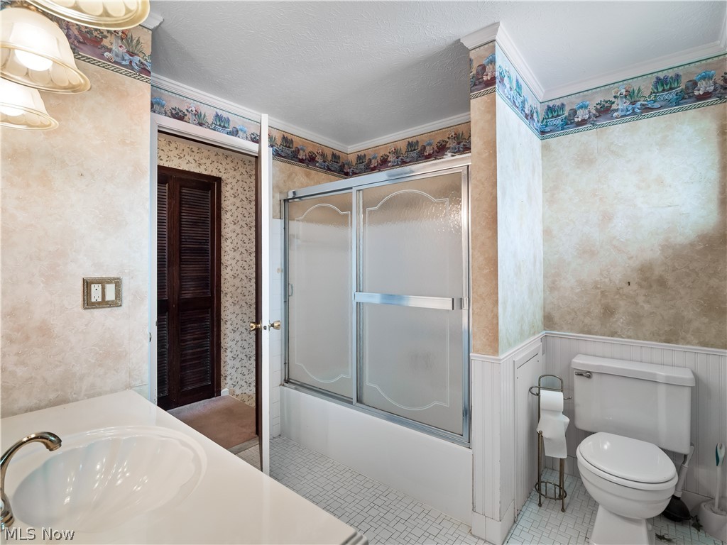 5482 Dorothy Drive North Olmsted OH 44070