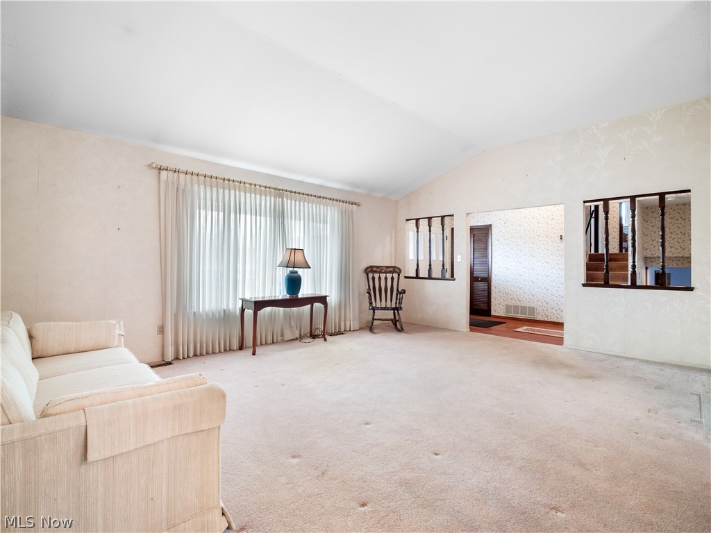 5482 Dorothy Drive North Olmsted OH 44070