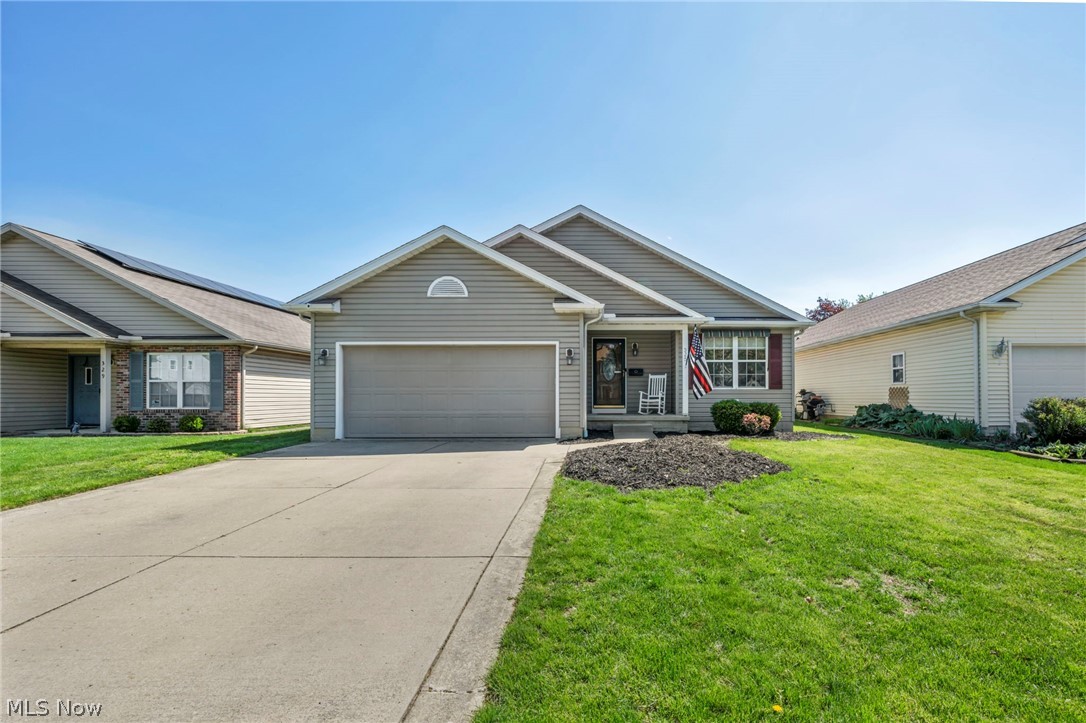325 Longfellow Street Elyria OH 44035