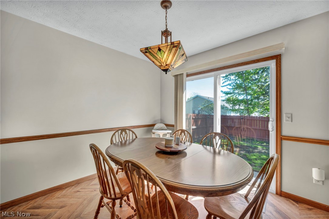 325 Longfellow Street Elyria OH 44035
