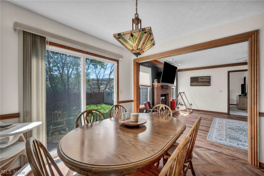 325 Longfellow Street Elyria OH 44035