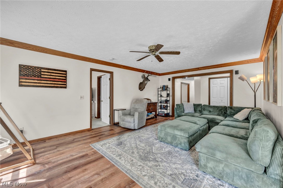 325 Longfellow Street Elyria OH 44035