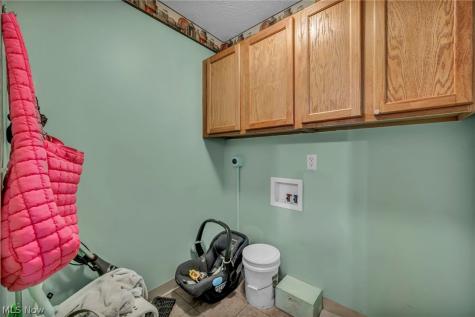 325 Longfellow Street Elyria OH 44035