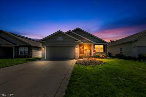 325 Longfellow Street Elyria OH 44035