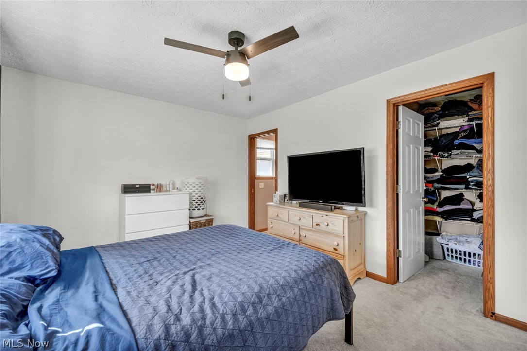 325 Longfellow Street Elyria OH 44035
