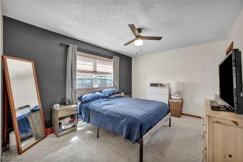 325 Longfellow Street Elyria OH 44035