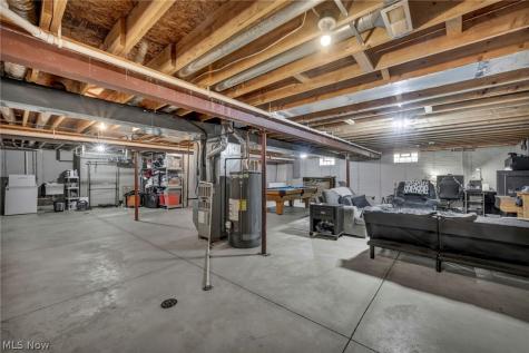 325 Longfellow Street Elyria OH 44035