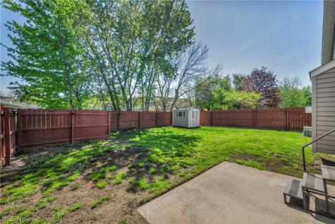 325 Longfellow Street Elyria OH 44035