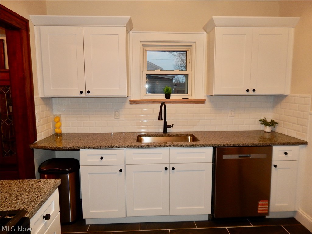 1718 Cook Avenue Cleveland OH 44109