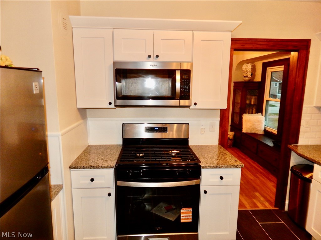 1718 Cook Avenue Cleveland OH 44109