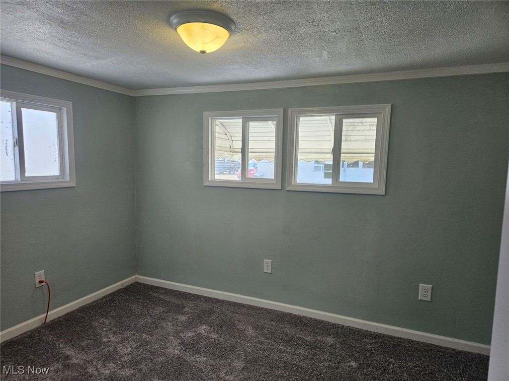 2305 E Waterloo Road Akron OH 44312