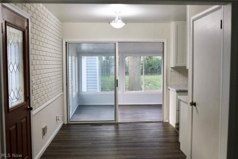 1093 Sutherland Avenue Akron OH 44314