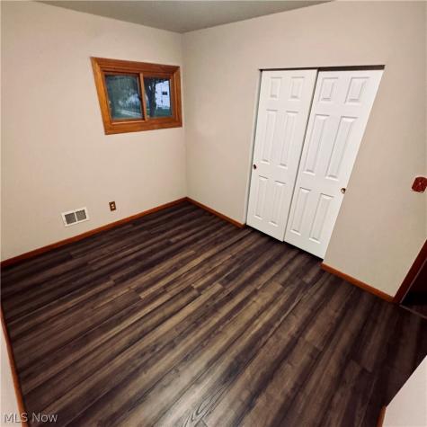 1093 Sutherland Avenue Akron OH 44314
