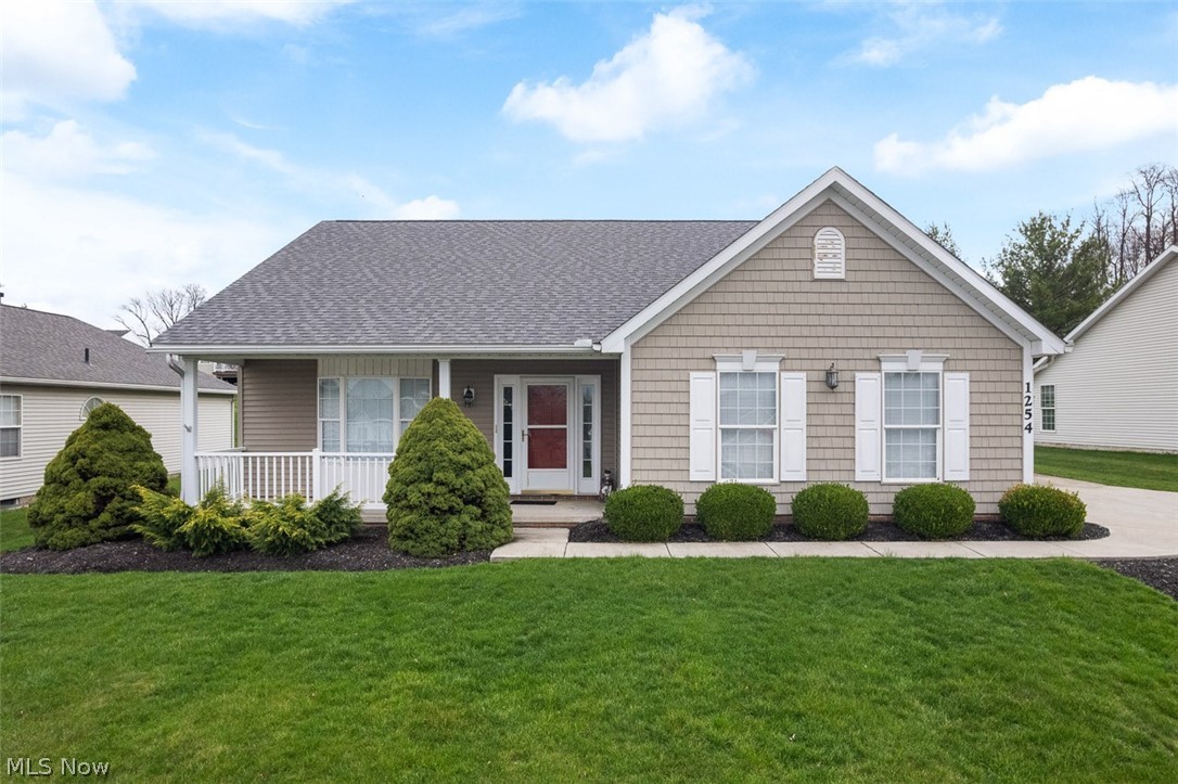 1254 White Stone Circle NE Canton OH 44721