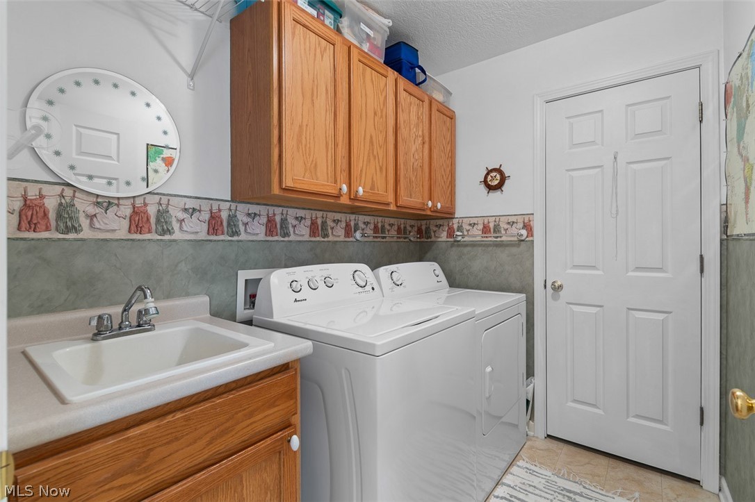 1254 White Stone Circle NE Canton OH 44721