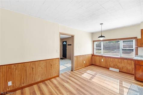 143 Grandview Avenue Wadsworth OH 44281