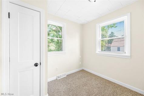143 Grandview Avenue Wadsworth OH 44281