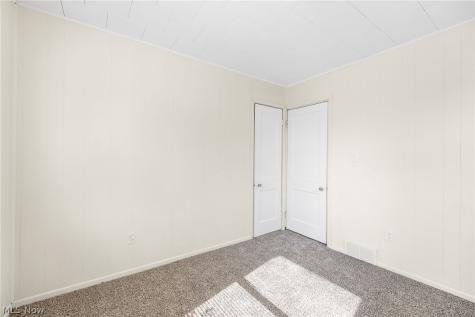 143 Grandview Avenue Wadsworth OH 44281