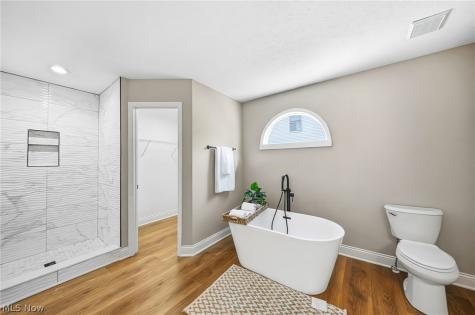 18964 Bears Paw Lane Strongsville OH 44136
