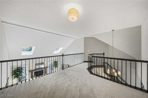 18964 Bears Paw Lane Strongsville OH 44136