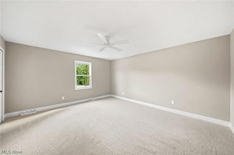 18964 Bears Paw Lane Strongsville OH 44136
