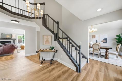 18964 Bears Paw Lane Strongsville OH 44136